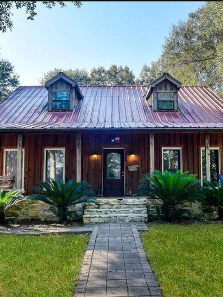 03ca7f_a7b9a94e7d2b4e1bb0d813595b97f6ab~mv2